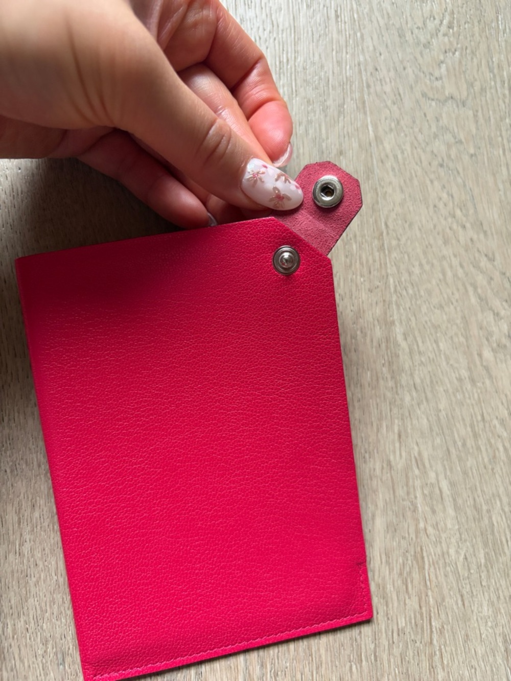 GUC hermes tarmac passport holder rose extreme with original box and ribbon - Picture 4 of 17